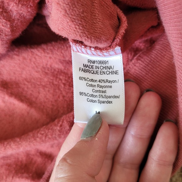 Young, Fabulous, & Broke Hoodie Women's Terra Cotta Ombre‎ Cowl Neck Size Medium - Picture 9 of 10